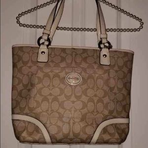 Coach Peyton Signature Purse